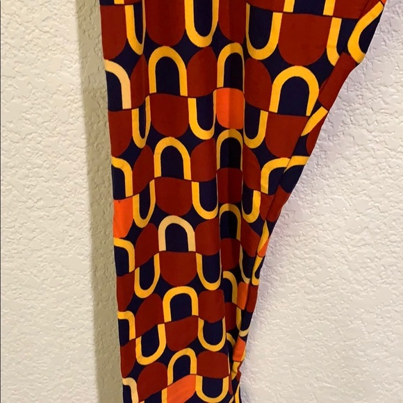 NWT Tall and Curvy LuLaRoe Leggings - Picture 4 of 4